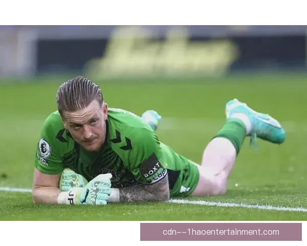 伯恩茅斯官宣签下埃万尼尔森增强中场实力